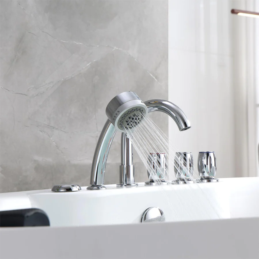 67" Freestanding Whirlpool Bathtub